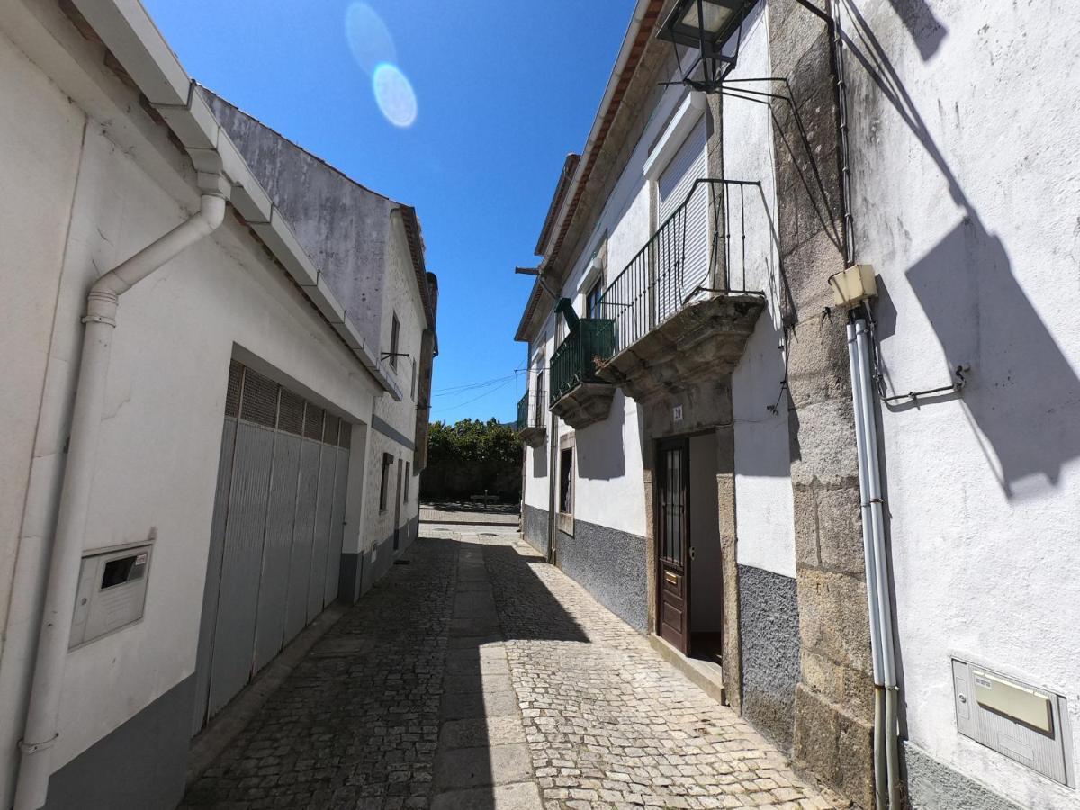 Albergue Santiago De カミーニャ エクステリア 写真