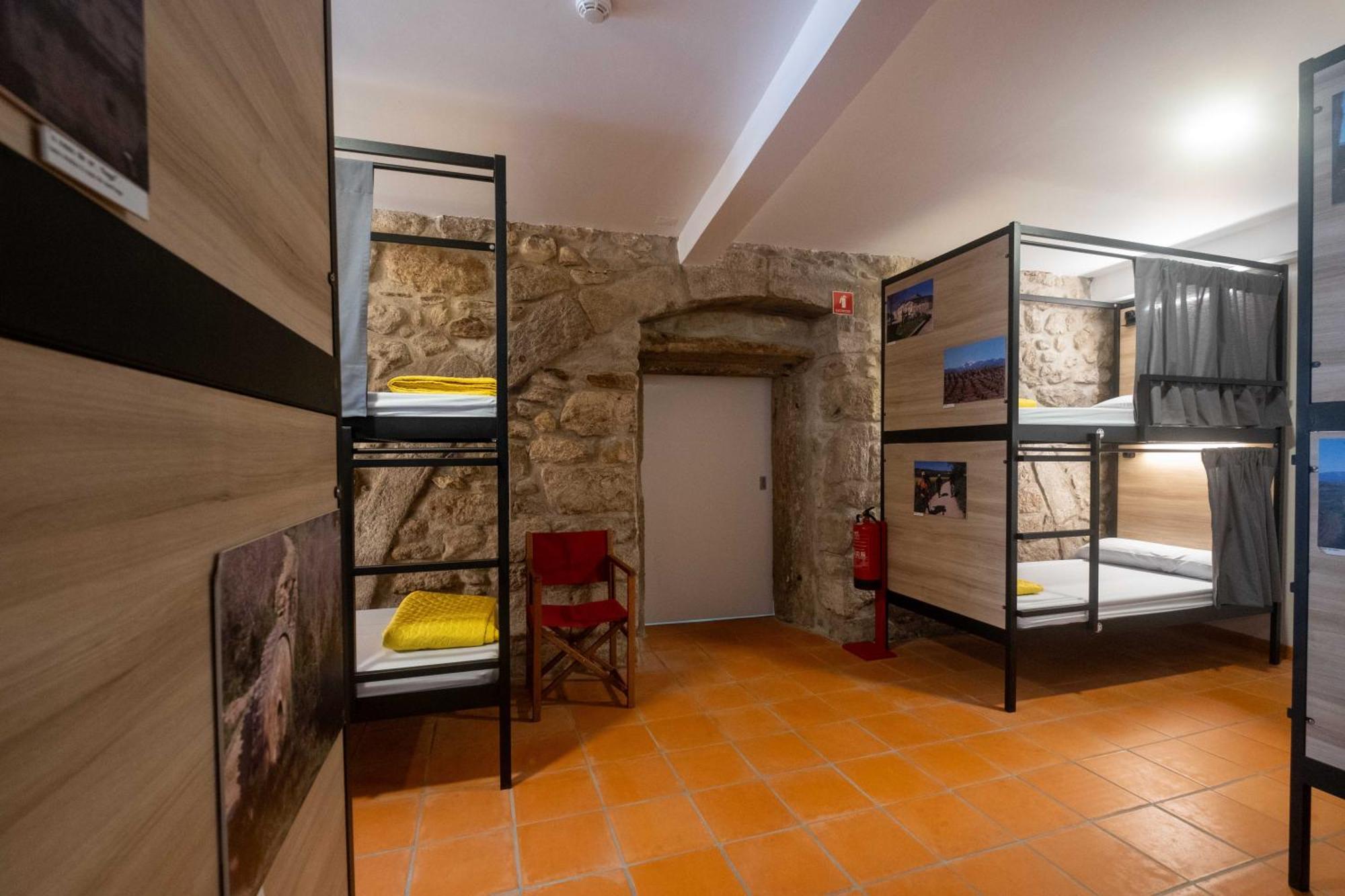 Albergue Santiago De カミーニャ エクステリア 写真