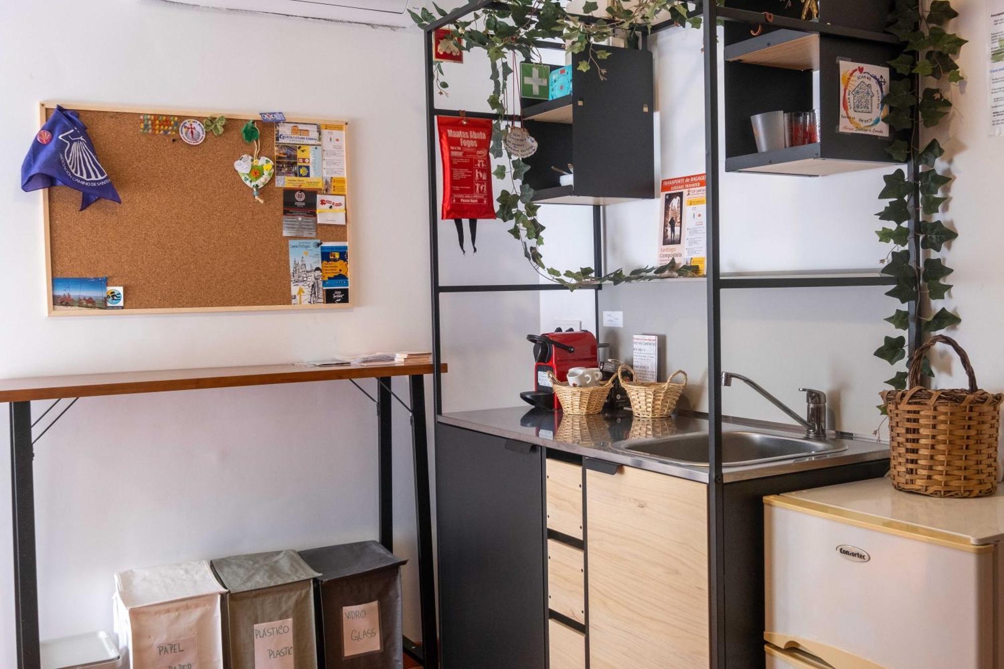 Albergue Santiago De カミーニャ エクステリア 写真