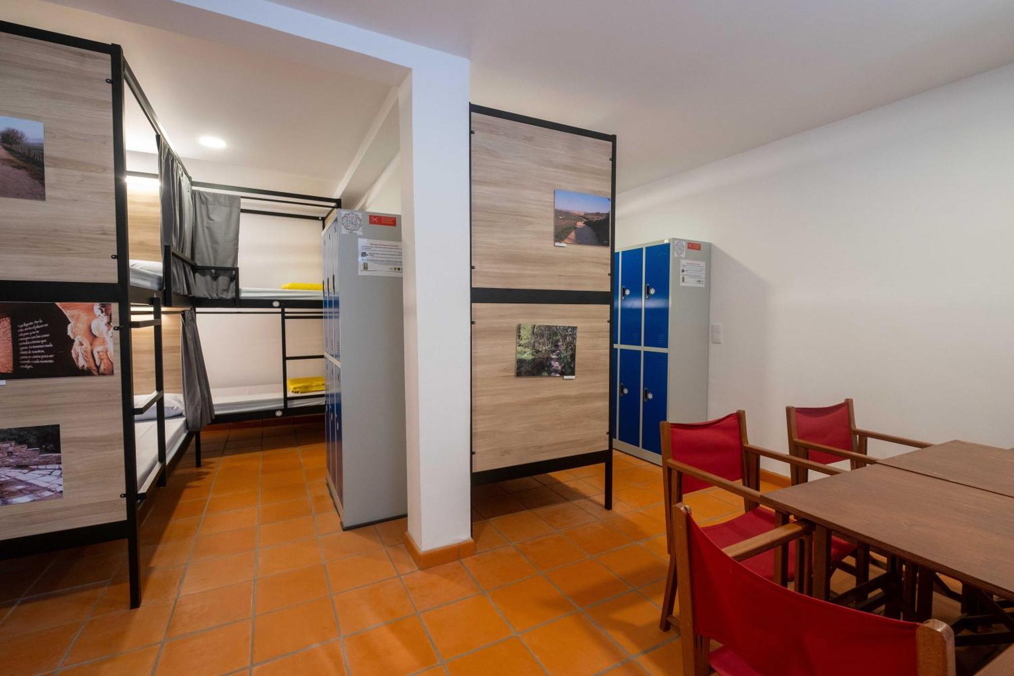 Albergue Santiago De カミーニャ エクステリア 写真