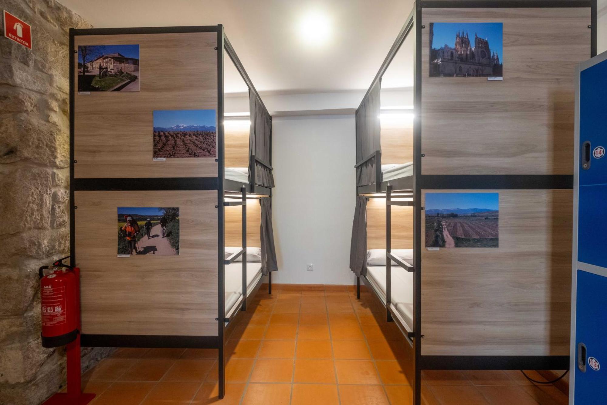 Albergue Santiago De カミーニャ エクステリア 写真