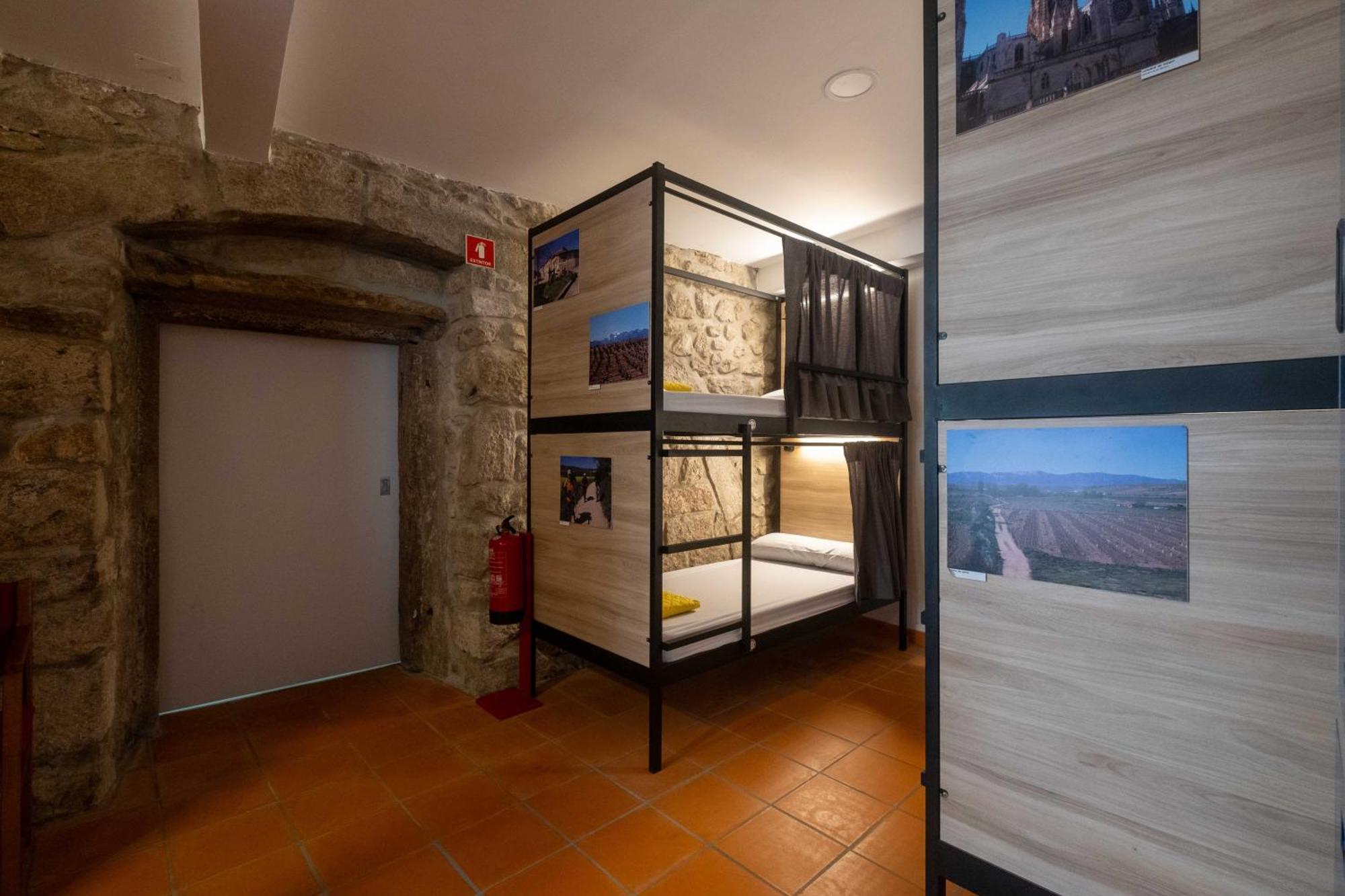 Albergue Santiago De カミーニャ エクステリア 写真