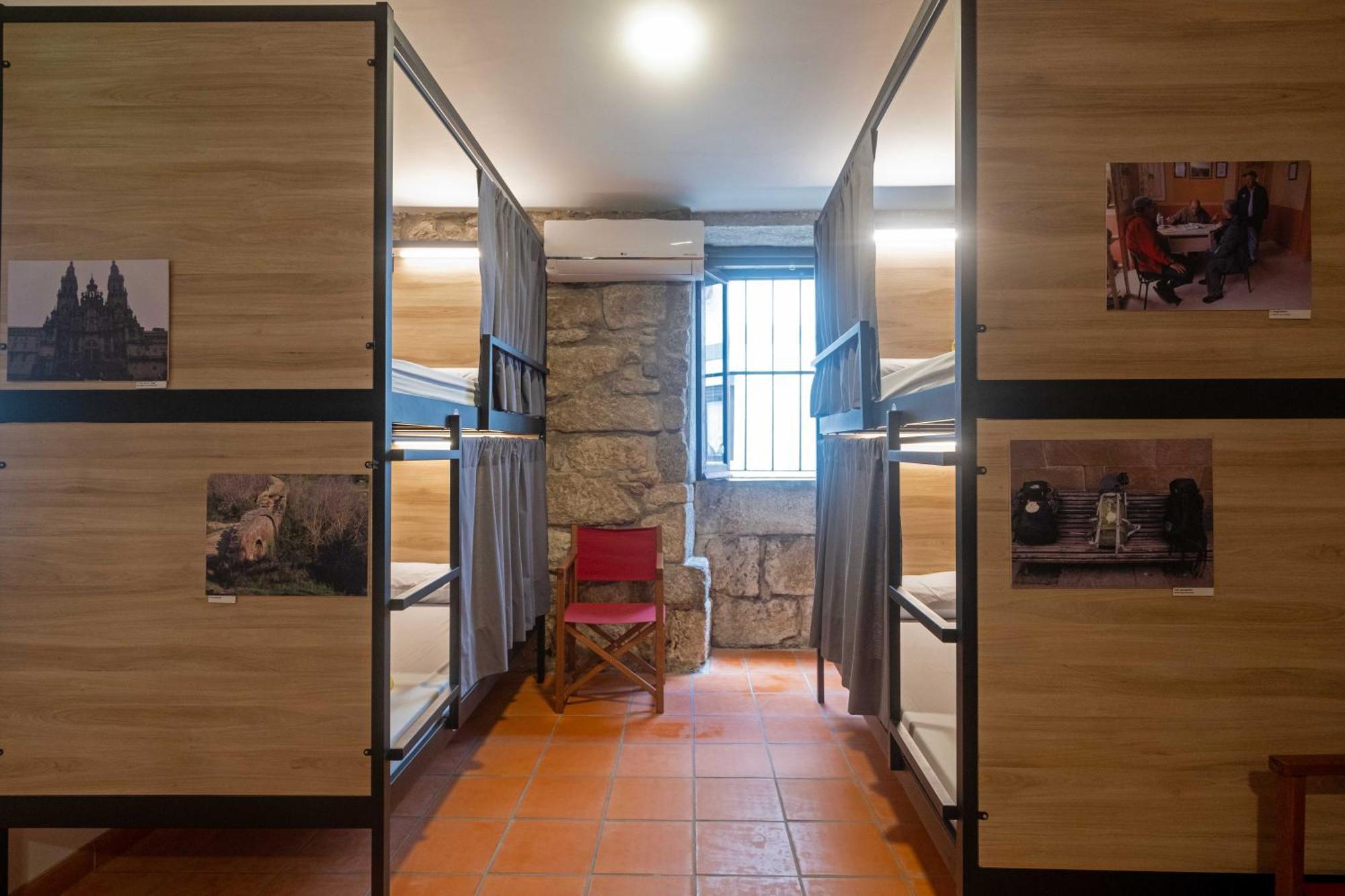 Albergue Santiago De カミーニャ エクステリア 写真